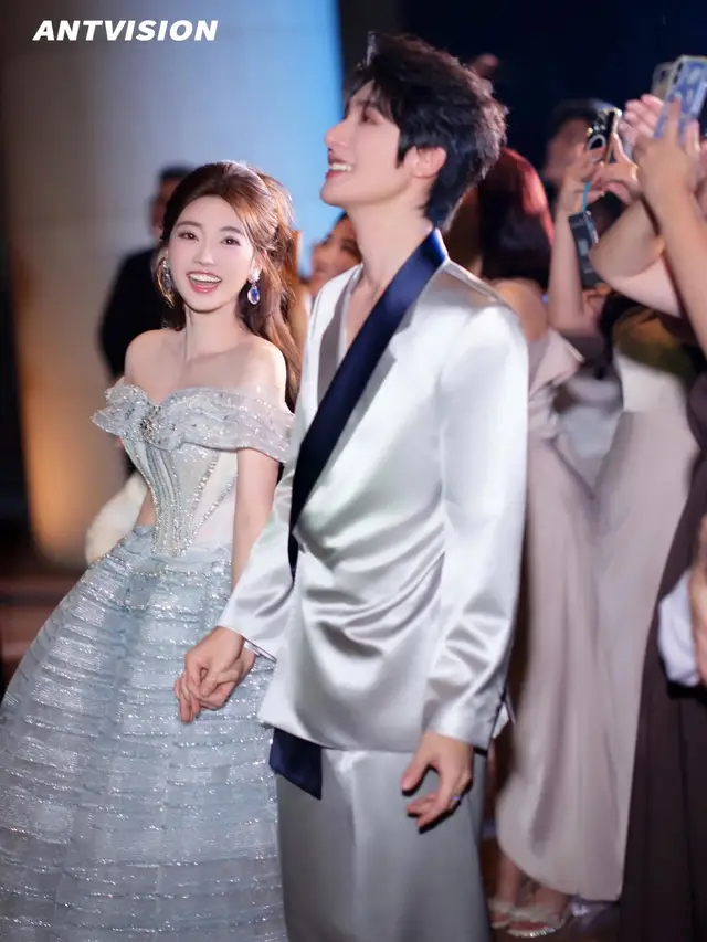 #ChuVi_BạchHanDiHônLễ #朱一未 #白昕怡 #xh #xuhuong 