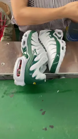 #workshop #airmaxtn #factorywork #tn #sneakers #factory 