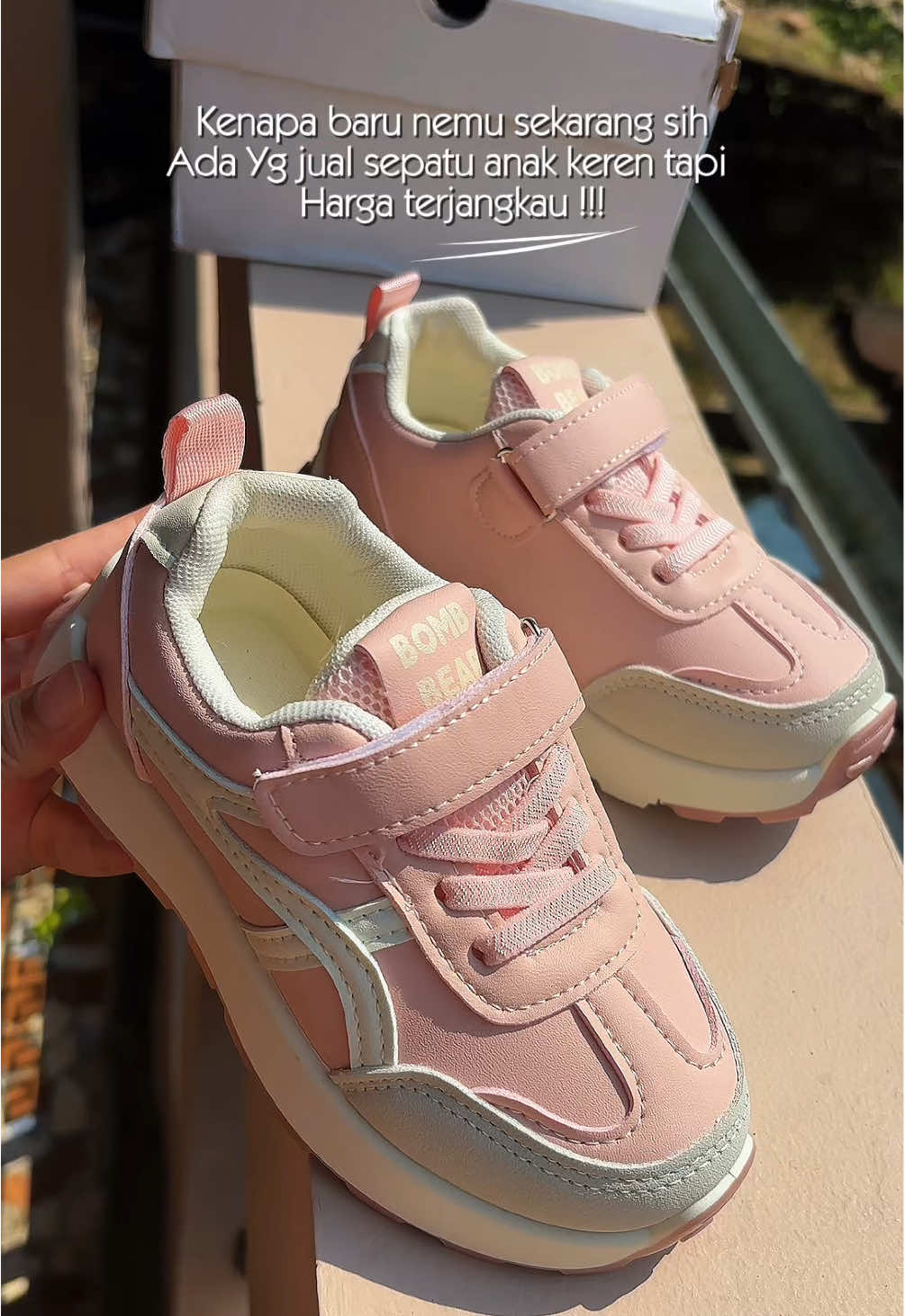 CO yuk asli gak bakal nyesel karna emang sebagus itu sepatu nya😎 #sepatuanak #sepatuanakperempuan #sepatusekolahanak 