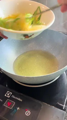 #กระทะ #กะทะ #กระทะก้นลึก #กระทะเทฟล่อน #กระทะไม่ต้องใช้น้ํามันเยอะ   