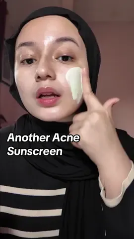 aseli inie, tapi hore ada acne sunscreen lagiiy yang memang okeee!🥰🥰🫰🏻 #acnebestie #correctingsunscreenacnaway #sunscreen #acnaway #soufberry 