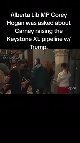 Decarbonizing is the key word! What are the risks of decarbonization? Decarbonizing the building sector means balancing precaution with urgency and scalability. Risks span the life cycle, yet research overlooks design and decommissioning. Risks are most discussed as underperformance, financial loss, infrastructure change, and safety.? 🤔 🤔 🤔 🤔 🤔 