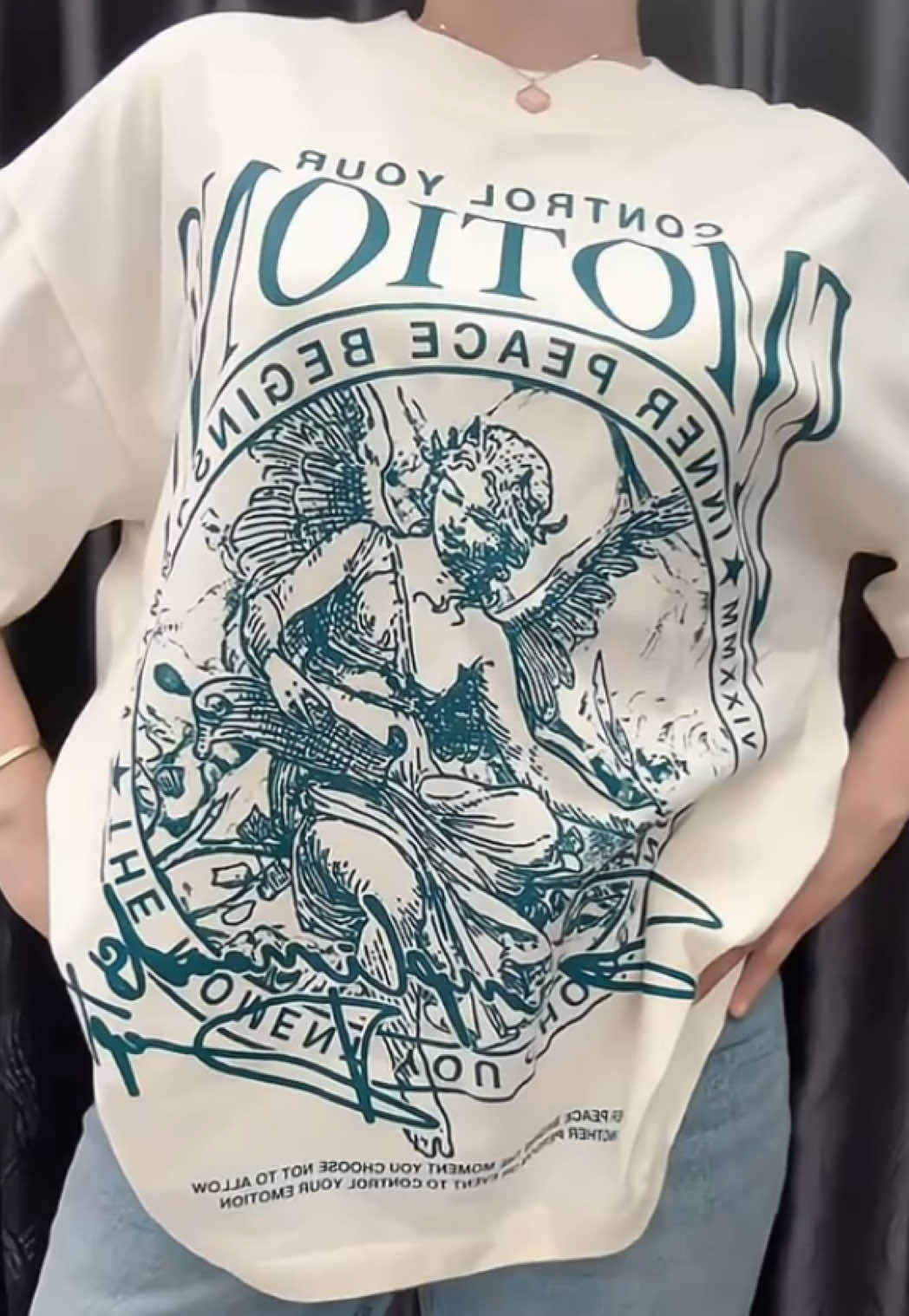#outfitideas #kaos #kaosboxy 