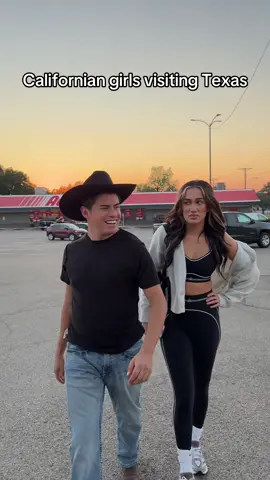 Californian girls visiting Texas 😂 @hannalei💜 #comedy #travel #foryou #texas 