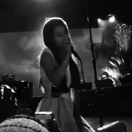 i sing the body electric #lanadelrey #lizzygrant 