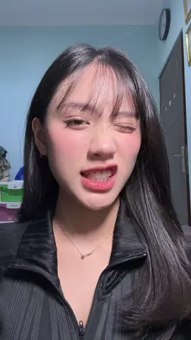 😜