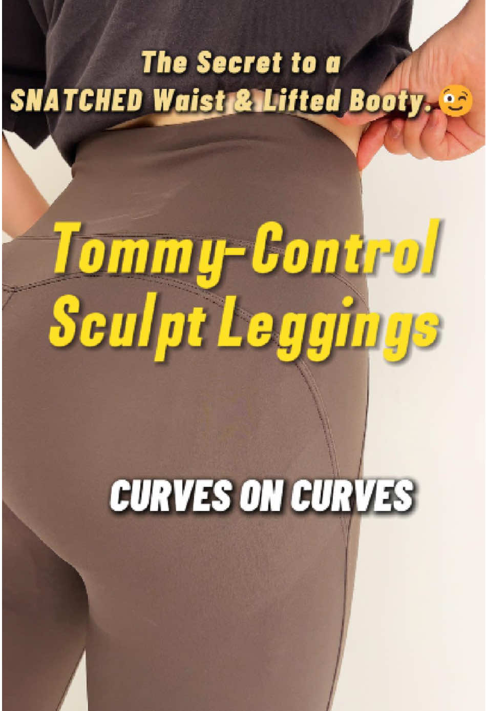 Hello, curves! Goodbye, flat booty! 👋#lilali #lilalisport #fallsale #fallfreshness #workoutleggings 