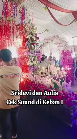 Hari ini pesta di keban 1 sekalian cek Sound Sridevi dan Aulia untuk show besok. #fyppppppppppppppppppppppp #rajawalimusikplg @genjer tomes @Prengky Wijaya 