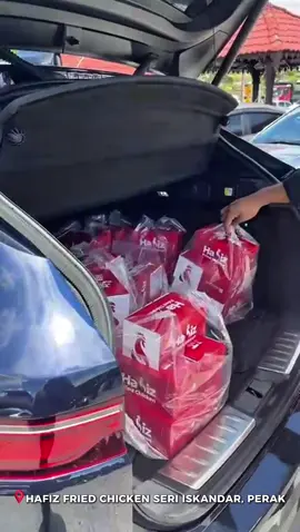 Alhamdulillah dpt berkongsi rezeki harini 🤲🏻🤲🏻🥹 Support hafiz fried chicken 👍🏻 “Always local choice” #alwayslocalchoice #hafiz #seriiskandarperak #friedchicken 