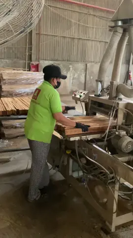 🔈 GÓC TUYỂN DỤNG  🔊TUYỂN GẤP 50 LAO ĐỘNG PHỔ THÔNG-LƯƠNG 10-15tr/THÁNG 📍Làm việc tại cty gỗ HOÀNG THÔNG 7 📍Địa chỉ: ấp1, trừ văn thố, bàu bàng Bình Dương 🏭Nghành nghề: sản xuất ván gỗ ghép cao su 🧰Không cần kinh nghiệm-Được hướng dẫn nhiệt tình  🔋Yêu cầu: 👉 Nam/Nữ :18-45 tuổi 👉Sức khỏe tốt , siêng năng , chịu khó 🔥 QUYỀN LỢI HẤP DẪN😘 👉Lương từ 10-15tr/ tháng ( tùy vị trí, năng suất làm việc) 👉Thưởng chuyên cần-phụ cấp nhà trọ-ABC... 👉Đóng BHXH-BHYT-lương tháng 13-phép năm-thâm niên  👉Phỏng vấn hôm nay - nhận việc ngay ngày hôm sau🥰 📲LIÊN HỆ NGAY để đặt lịch phỏng vấn ❤️#TikTokAwardsVN #ctygohoangthong7 #tìmvieclam #bàubangbinhduong #timvieclambinhduong 