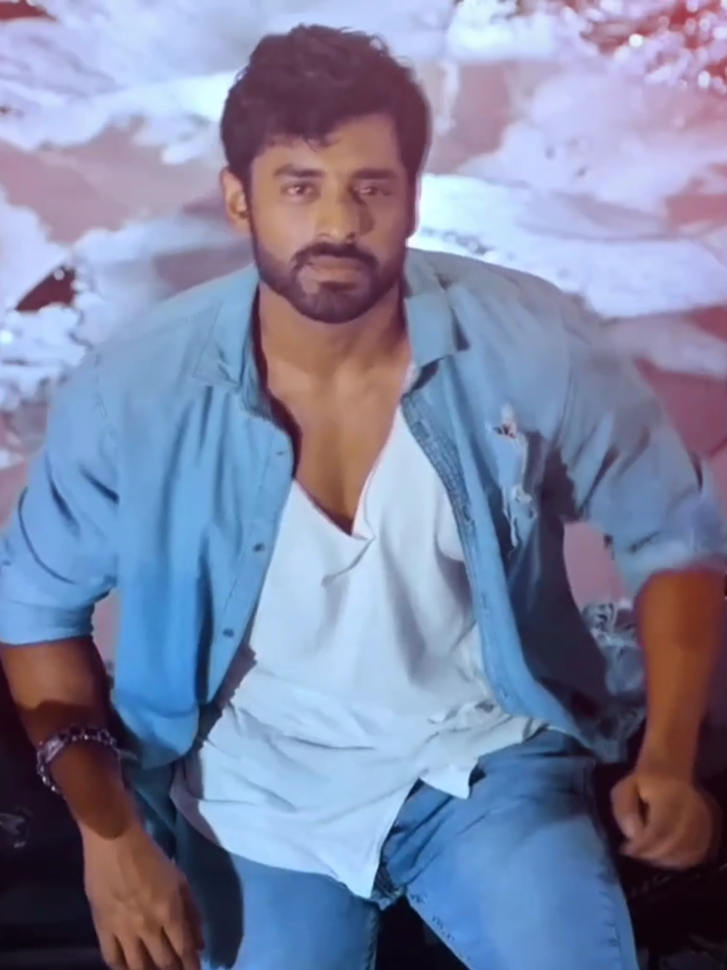 এতো রাতে একটা ছেলেকে নিয়ে ভাবতে, তোমার লজ্জা লাগে না..!!😣🫶🏻💗 #its_nahid_jr_10 #foryou #foryoupage #fyp #tiktokbdofficial 