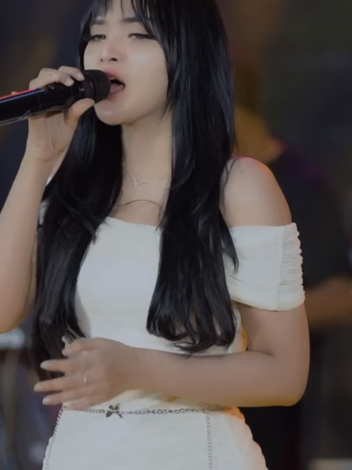 #kertasdanapi #simpatikmusic #lailaayu 