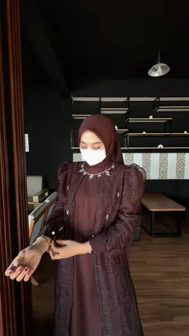 Dres Cantily Payet mewah yg siap menemani harimu. Launching sore hari iniii 😍 