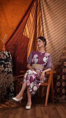 mommies lebih suka kaiva batik niscala warna apaa? hitam atau coklat