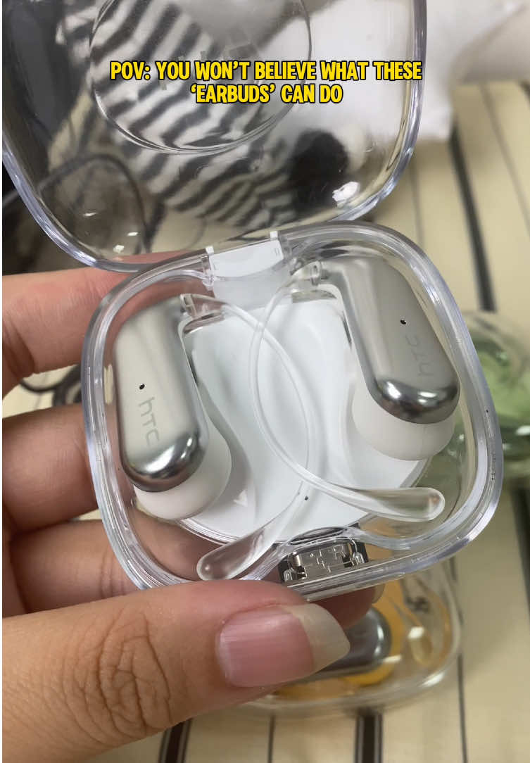 POV: You're in a new city, someone asks for directions-and your earbuds translate instantly. #TikTokShopFallDealsForYou #TikTokShopLaborDaySale #spotlightfinds #earbudswireless #fyp