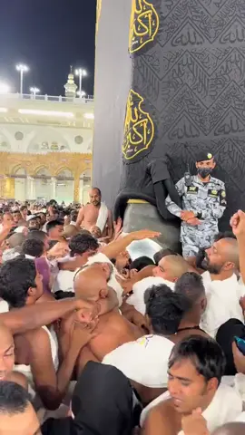 hajary aswad mashallah people try to tuch only #foryou #viral 