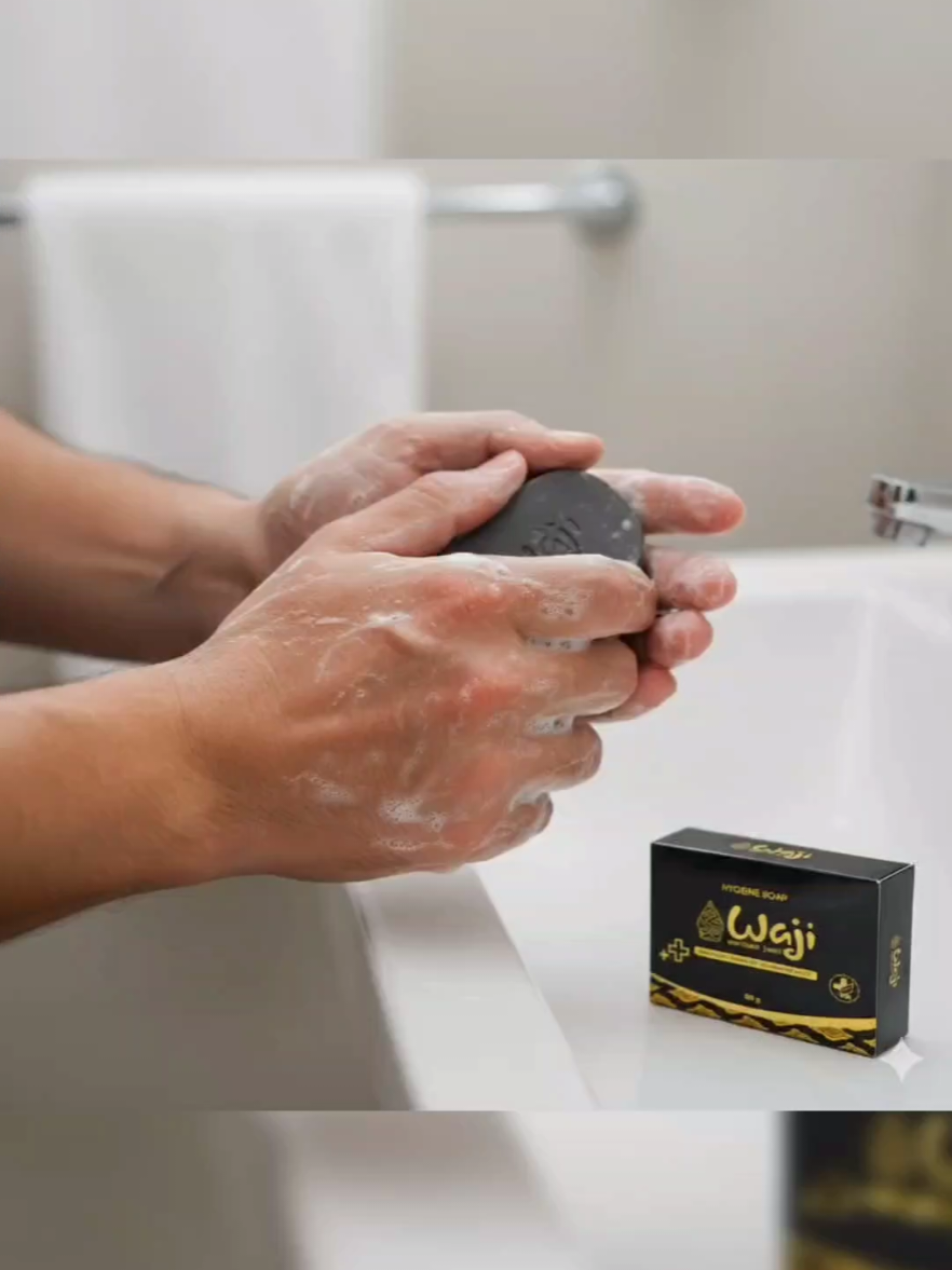 Sabun Waji Warisan Jawi membantu merawat kulit agar tetap bersih dan segar dengan kandungan bahan herbal aman digunakan setiap hari #sabunwaji #perawatankulit #sabunherbal #kulitsehat #perawatanwajah 