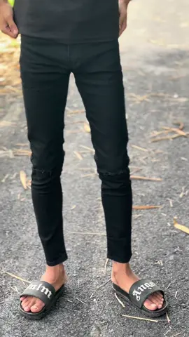 Jeans koyak lutut ni ke ramai cari👆 #seluarjeanskoyak#seluarjeanslelaki#seluarjeansmurah#jeansviral#fyp  