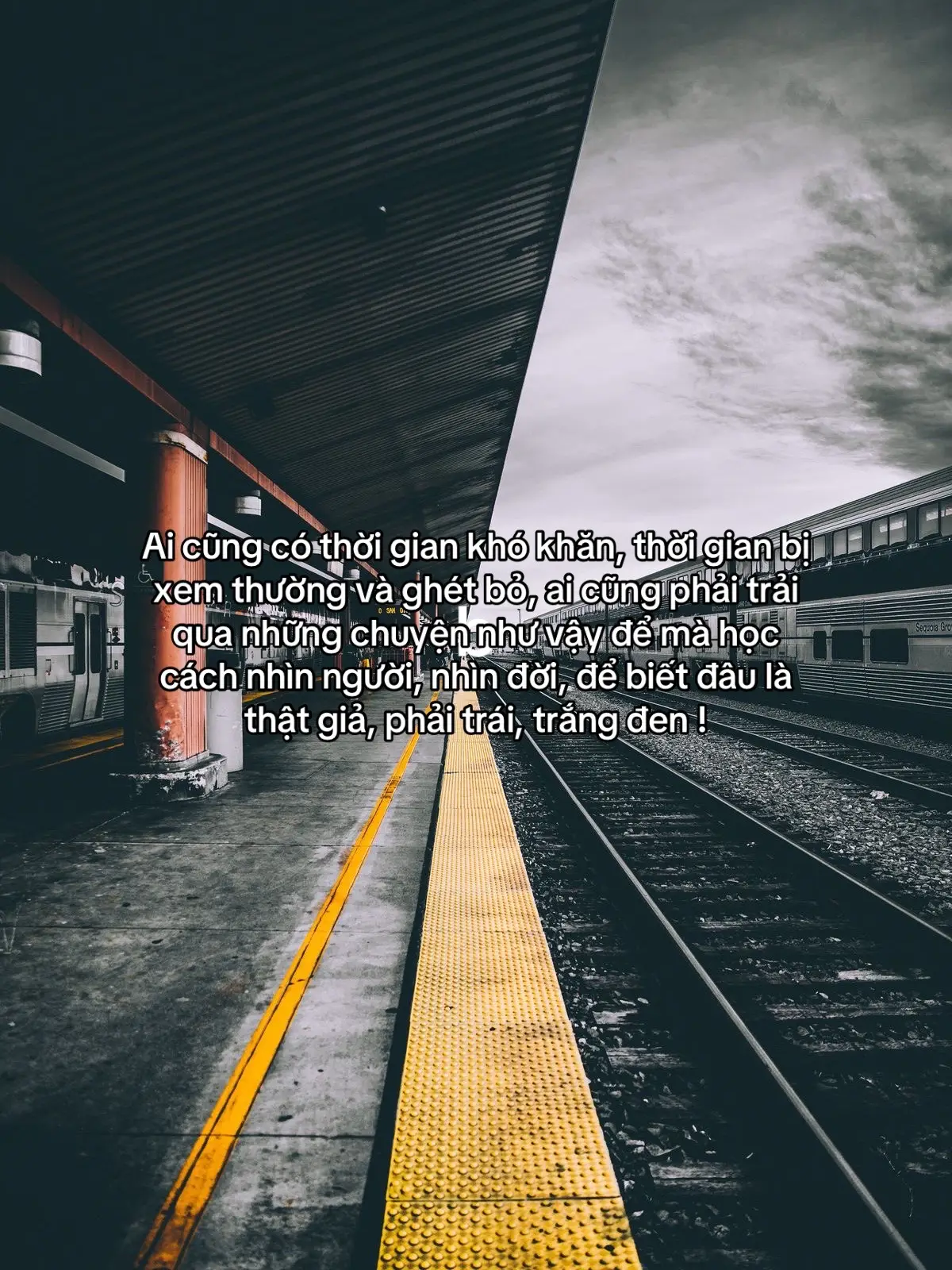 Ai cũng có thời gian khó khăn, thời gian bị xem thường và ghét bỏ, ai cũng phải trải qua những chuyện như vậy để mà học cách nhìn người, nhìn đời, để biết đâu là thật giả, phải trái, trắng đen ! #cuocsong 