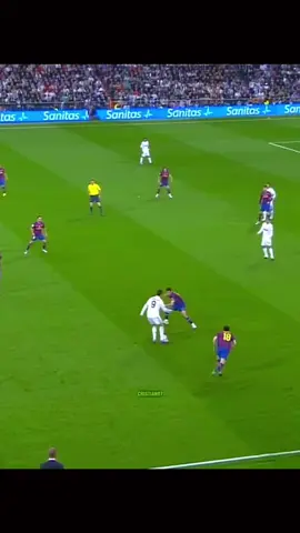 Ronaldo's humiliation skills 😍🤯#ronaldo #cr7 #thegoat #skills #fyp 