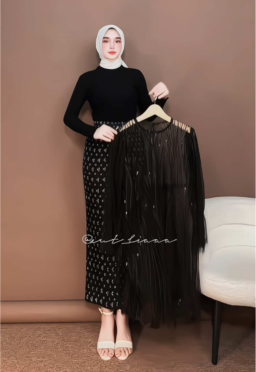 Recomendasi tunik brokat cantik by @vava galeri #tuniklebaran #tunikkondangan #tunikbrokat #lebaran2026 #tunikmurah 