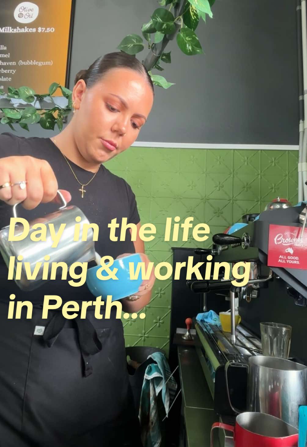 Day in the life of a 23 y/o on her #whvaustralia 🐚✨🤍🍒 See what I get up to whilst I work at a cafe in Fremantle serving some yummy coffees.  #fup #foryoupage #trendingsound #trendingaudio 