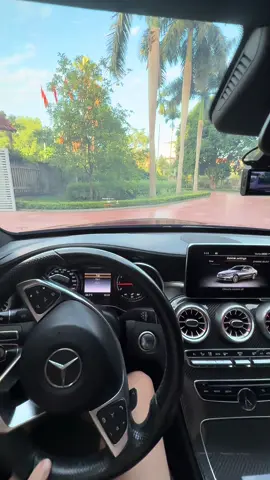 Người từng đã nói thương anh nhất mà ...  #nhachaymoingay  #nhactamtrang  #langthangđườngphố  #langthanghanoi 