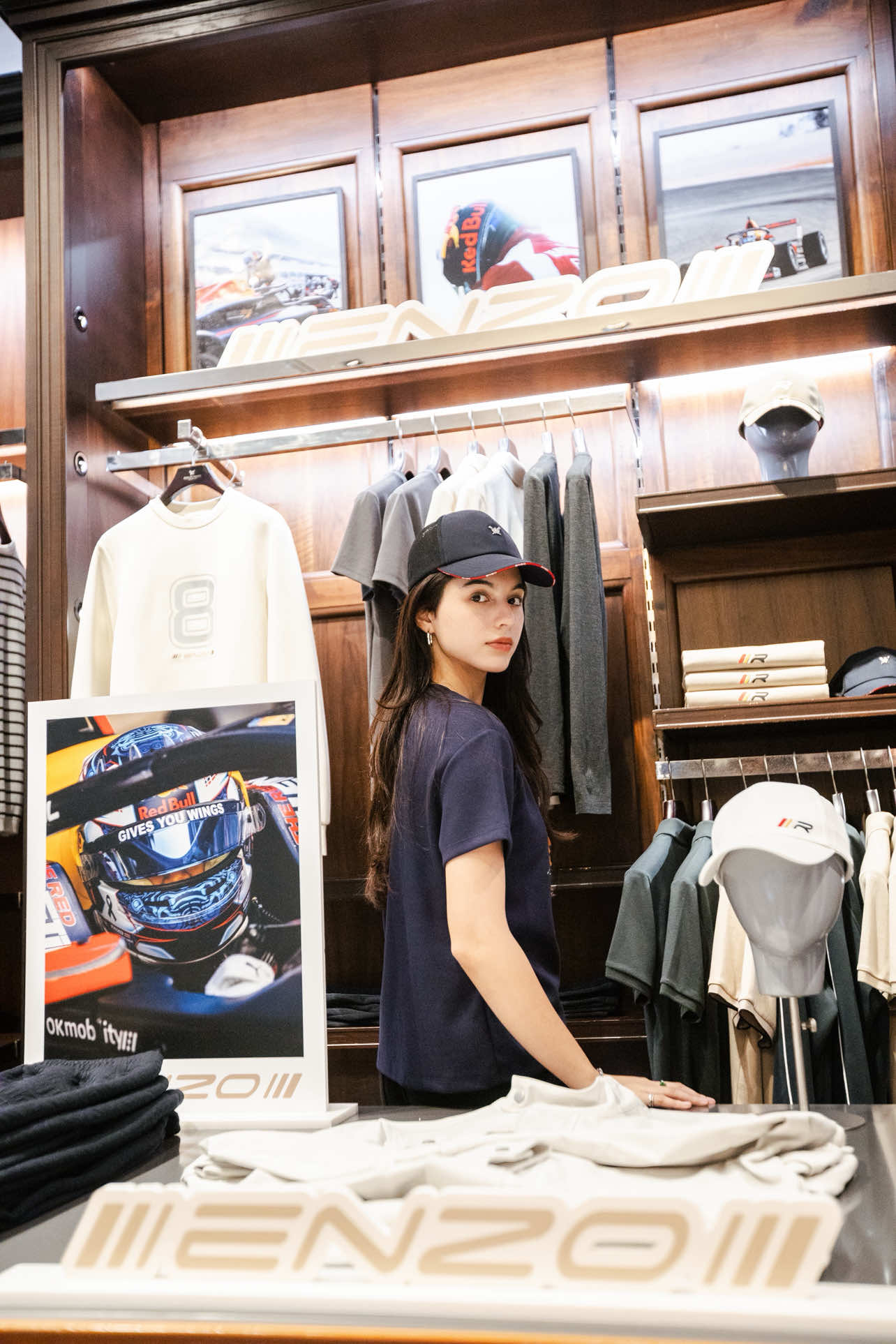 Let’s make shopping more fun @royalivyregatta  join us for a whole new experience! #royalivyregatta 