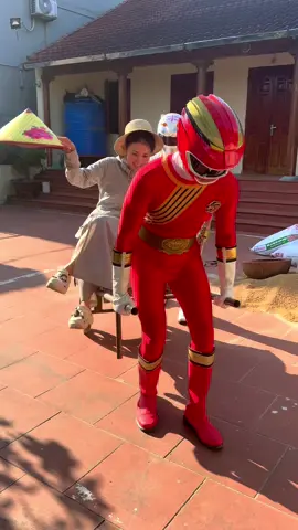 Ai cũng phải lo cơm áo gạo tiền!!! #gdgaodo #supersentai #gaoranger #gaowhite #gaored @Lý Thất Nghiệp 