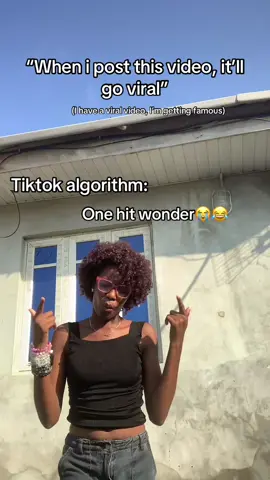 😭😂life of a tiktoker #relatable #chrys #tiktokalghoritm 