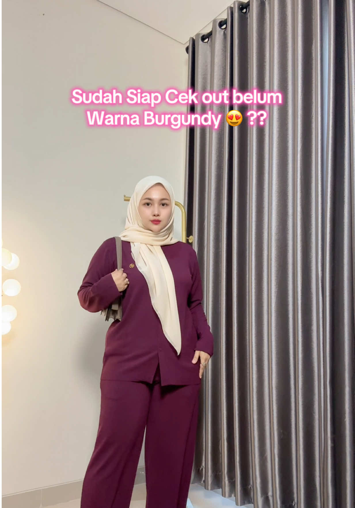 Warna Burgundy nya Cakep Banget Sayang.. 🥰✨ #oneset #burgundy #burgundyoutfit 