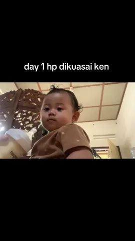 pilihannya cuma 2, kalo gak digigit ya dibanting 🤣 #kennata #yuswodyah #slvynd_ #silviaynd 