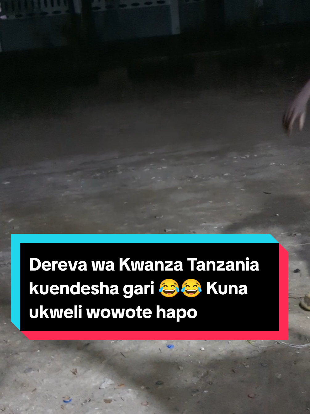 Dereva wa Kwanza Tanzania kuendesha gari 😂😂 Kuna ukweli wowote hapo 😂