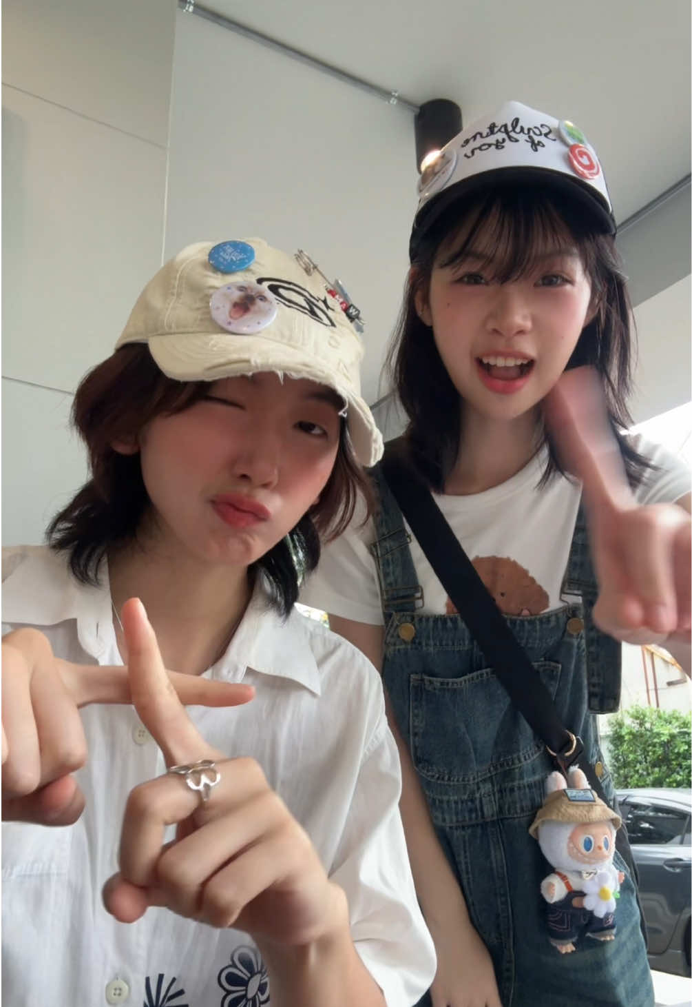 🙅🏻‍♀️✨