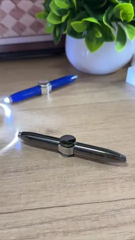 “This LED spinner pen makes work and studying way more fun ✍️💡”#FidgetPen #WritingPen #FidgetSpinnerPen #SpinnerPen #LEDPen #WritingPen #StressReliefPen #MultiFunctionPen #WorkVibes #TikTokMadeMeBuyIt #PerfectGift 