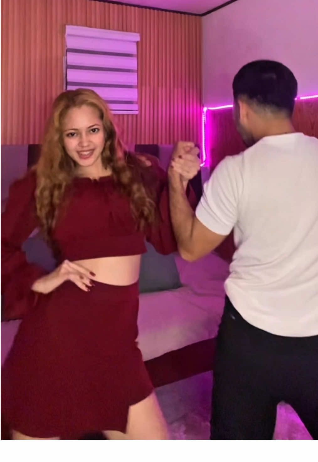 One take diba @Mairich Gain Laroza 😚 hahahhaha! #fyp #viral #tiktok #dance #fypage 