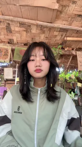 comတိုင်းမှာရှိတဲ့က‌ေလး‌ေတမှတ်ထားတယ်‌ေနာ်ခ