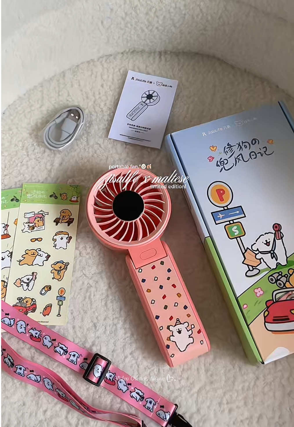 Cutest way to stay cool 💗 JISULIFE x Maltese limited edition fan — small, portable, and totally a vibe ✨🐶 @Jisulife-PH  #jisulife #jisulifemalteselimitededition #jisulifemaltese #portablefan #handfan 
