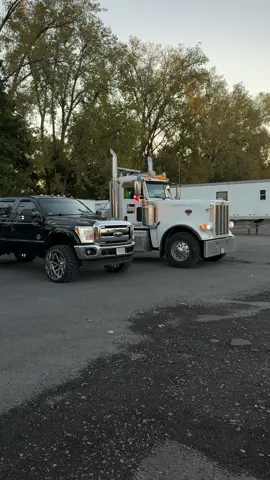 #fyp #peterbilt #heavy #300hp 