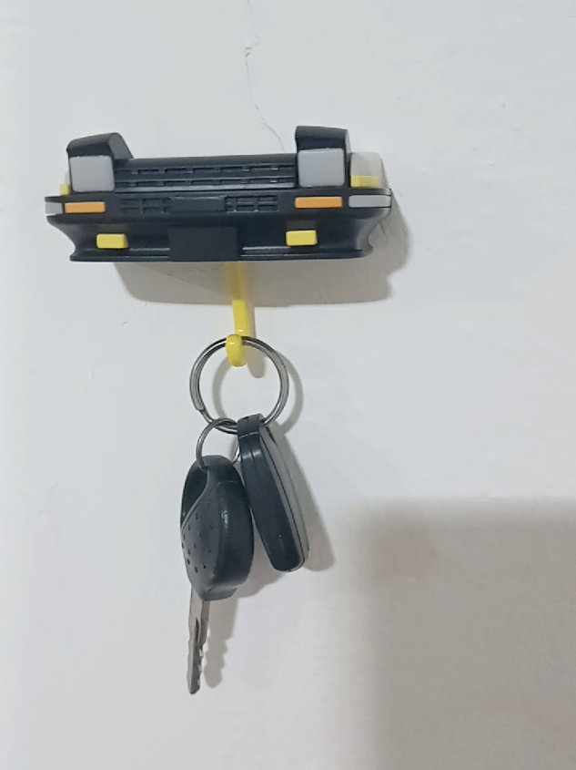 No sabes que regalarle a tu novio loco por los autos? 🚘 #llavero #toyota #autos #ae86 #llaves  Este portallaves de Toyota AE86 es el mejor regalo para mi novio loco por los autos