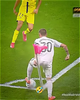 الفرق بين ماستنتونو ولامين ميعرف 🤣🤣 #مصطفى_الحجي#برشلونة_ريال_مدريد #مشاهدات_تيك_توك٪_اكسبلورexplore #تيم_ملوك_العالم♕🇵🇹 