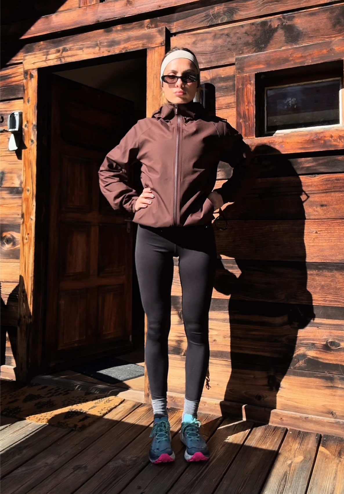 il faut absolument un chalet à la montagne à Bonnie 