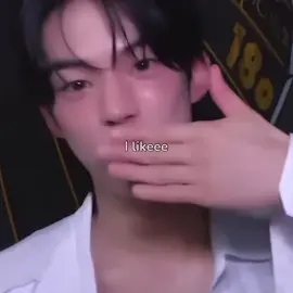 #YUDOZ II You have a good taste Dohoon🫰🏻 #Shinyu #dohoon #TWS #투어스 #247withus #shinhoon #shindo #kpopfyp #fyp 