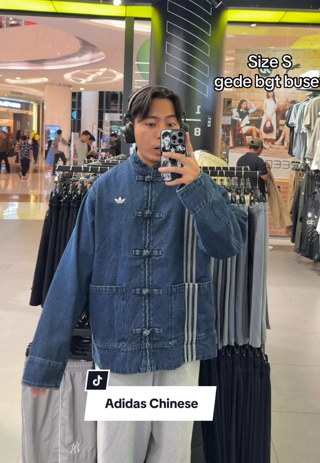 Woiii Jaket Adidas Cheongsam udah masuk Indo 😭🫵🏻 #adidas #TikTokFashion #gayaditiktok #adidaschinesejacket #videolebihpanjang 