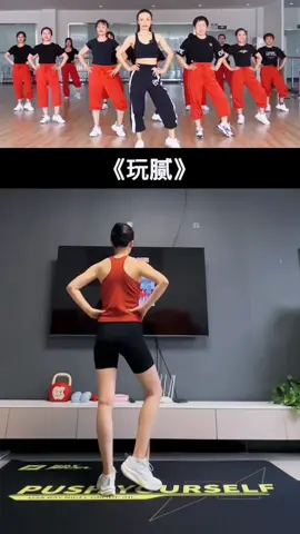 Get in shape easily with this fat-burning workout with no running or jumping! ❗️ If you're tired of running and jumping, try this fat-burning workout! It's knee-friendly and non-disturbing. Do it 3-5 times a day to eliminate fat from your arms, waist, and thighs. It's easy to do, perfect for beginners and moms, and suitable for all ages. You can even do it in your spare time. Join us for a quick and easy way to slim down! Follow along with our workout video: Fitness Shaping Coach Chang! 'llReapDifferentBenefits     #creatorsearchinsights #creatorsearchinsights #FatLossInLife #fyp #foryou 