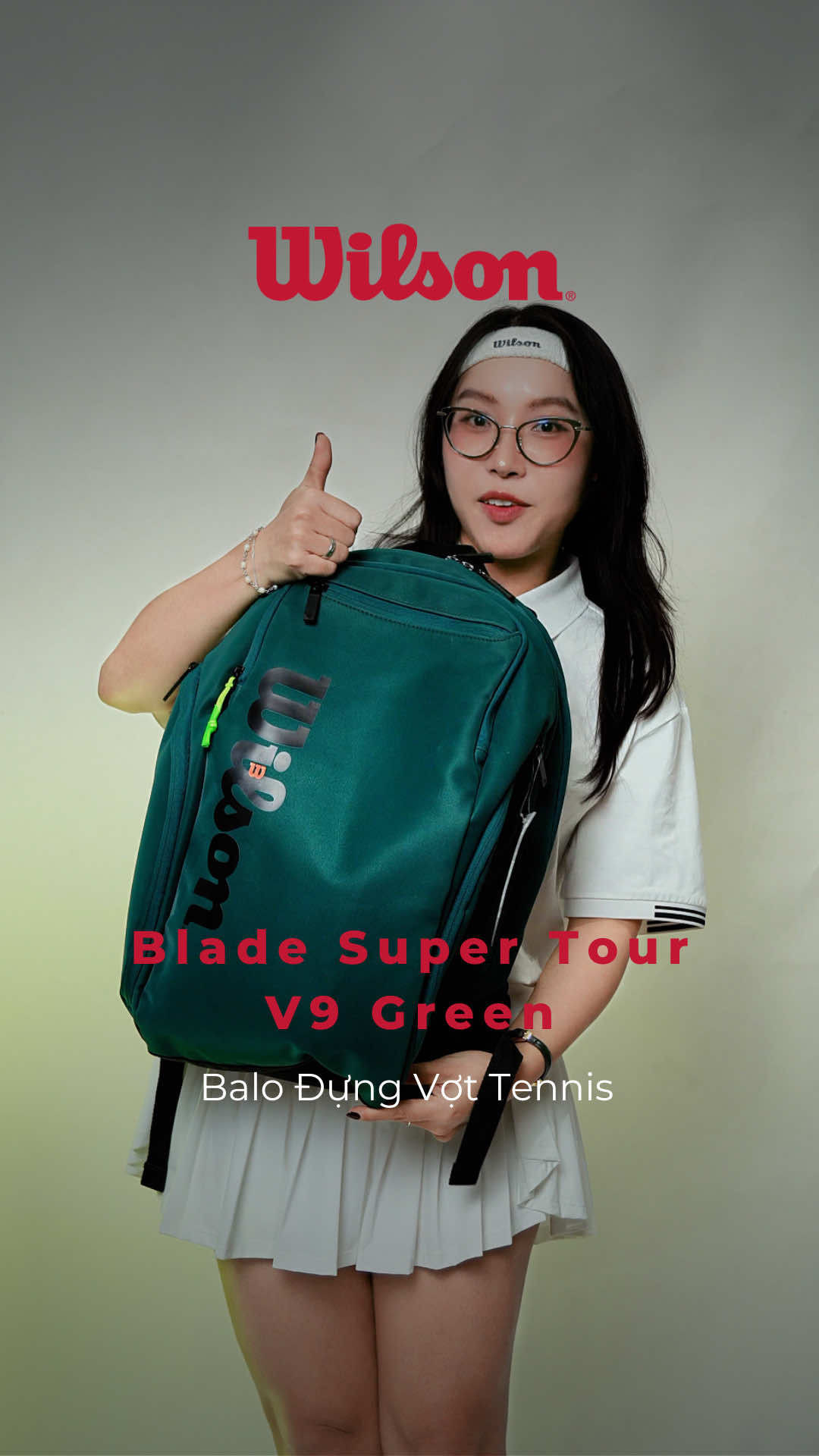 Cùng Wilson test thử sức chứa của balo đựng vợt Blade Super Tour V9 Green xem đựng được những gì nhé ❤️‍🔥 #TikTokAwardsVN #WilsonVietnam #Wilson #wilsontennisbag #newarrival 