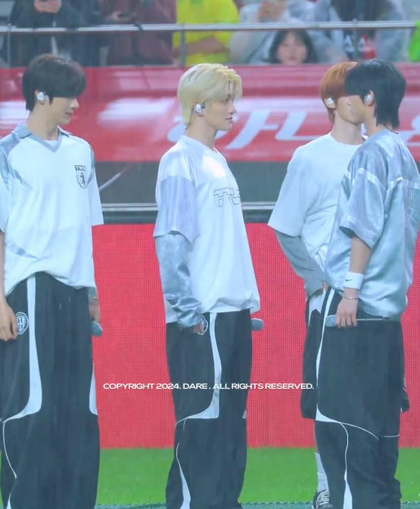 TWS - Plot Twist at Seoul World Cup Stadium for Korea vs Brazil friendly match (Jihoon focus) | ©️ dare_hjh on x  #tws #투어스 #jihoon #hanjihoon #한지훈 
