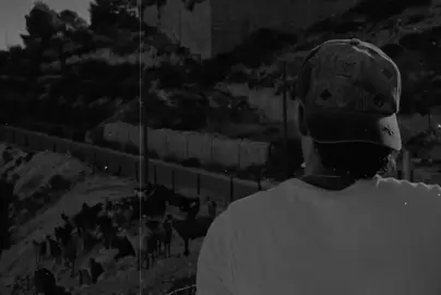 ما بقاش في جيبي غير صورتك في محفظتي🖤 #mond #rap3arab #تيم_شيكالاستيك #rap_eg_gang #bolister_x1 @Mond 