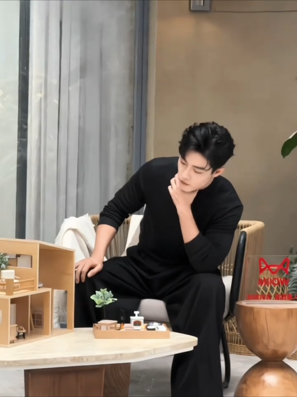 #XiaoZhanxMiiowLS25                                     #肖战 #xiaozhan #tieuchien                                                  #博君一肖 