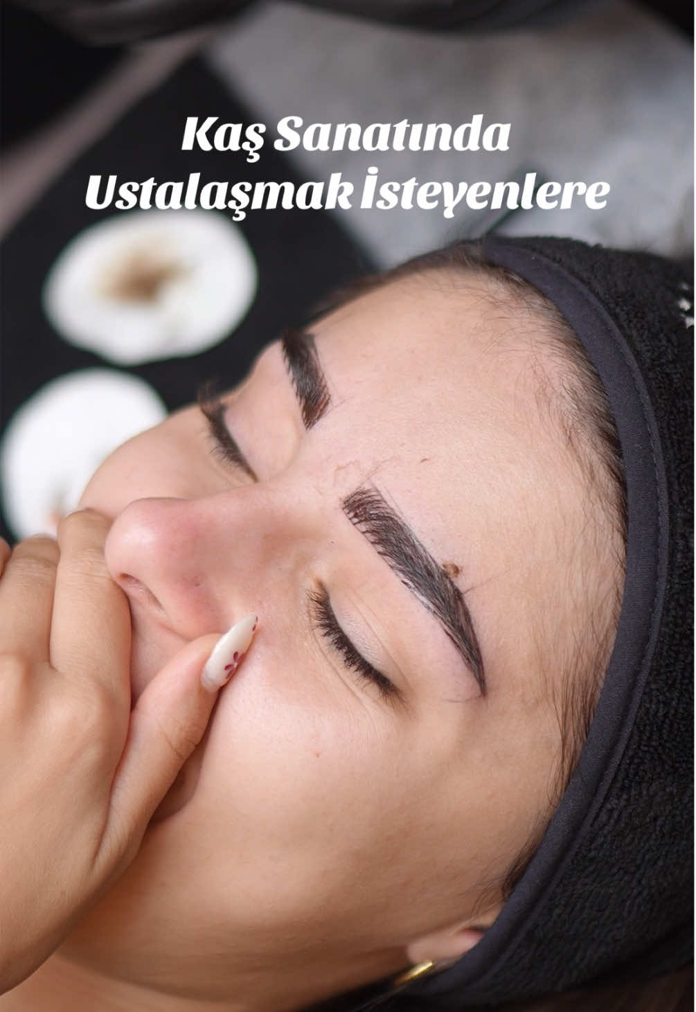 Hadi beraber kaş sırlarımızı paylaşalım: Bu videoda minik ama sihirli dokunuşlar var!